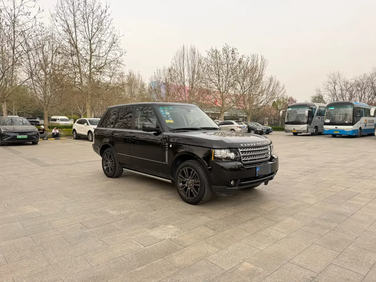 Land Rover range rover
