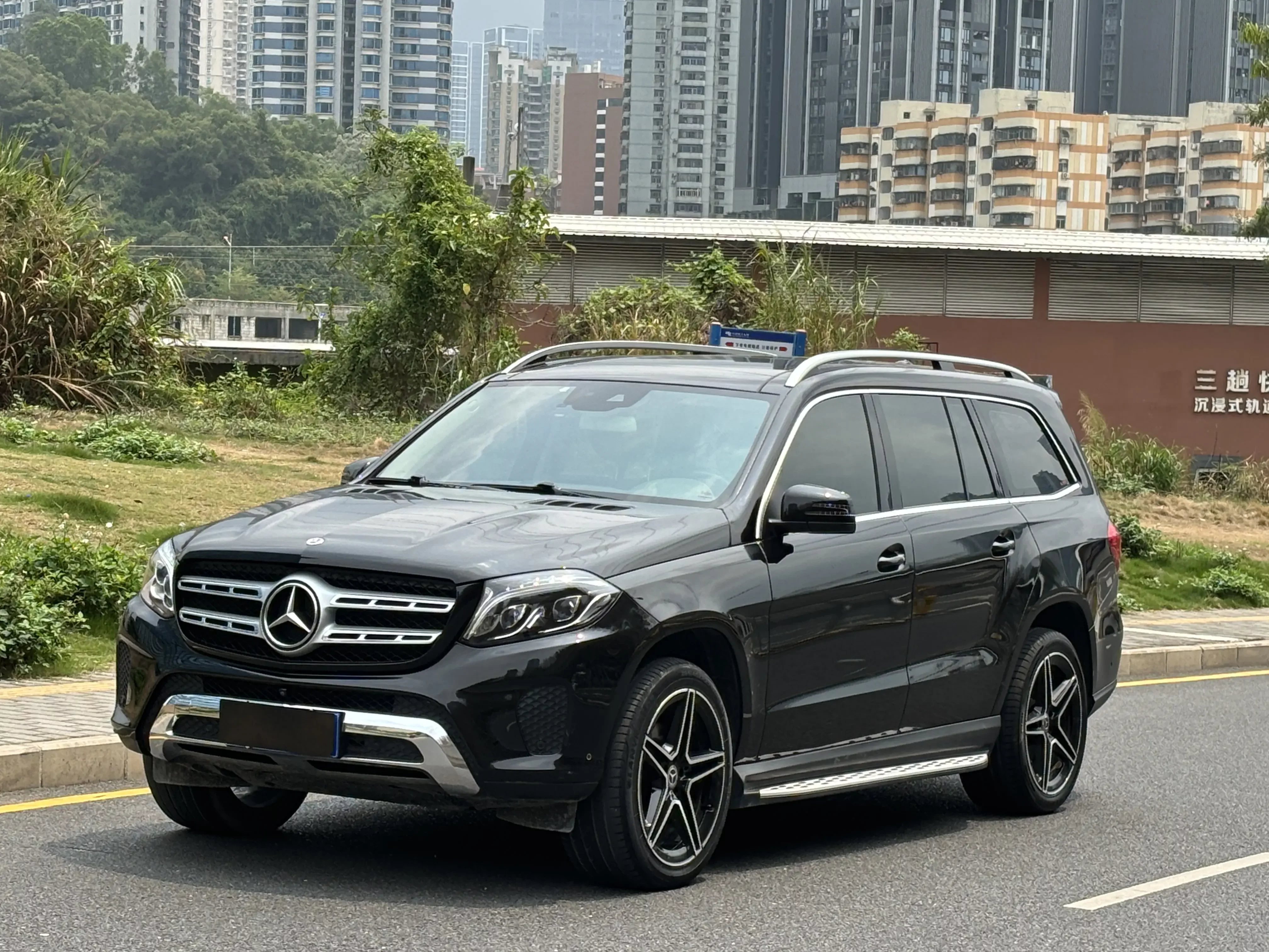 Mercedes-Benz GLS