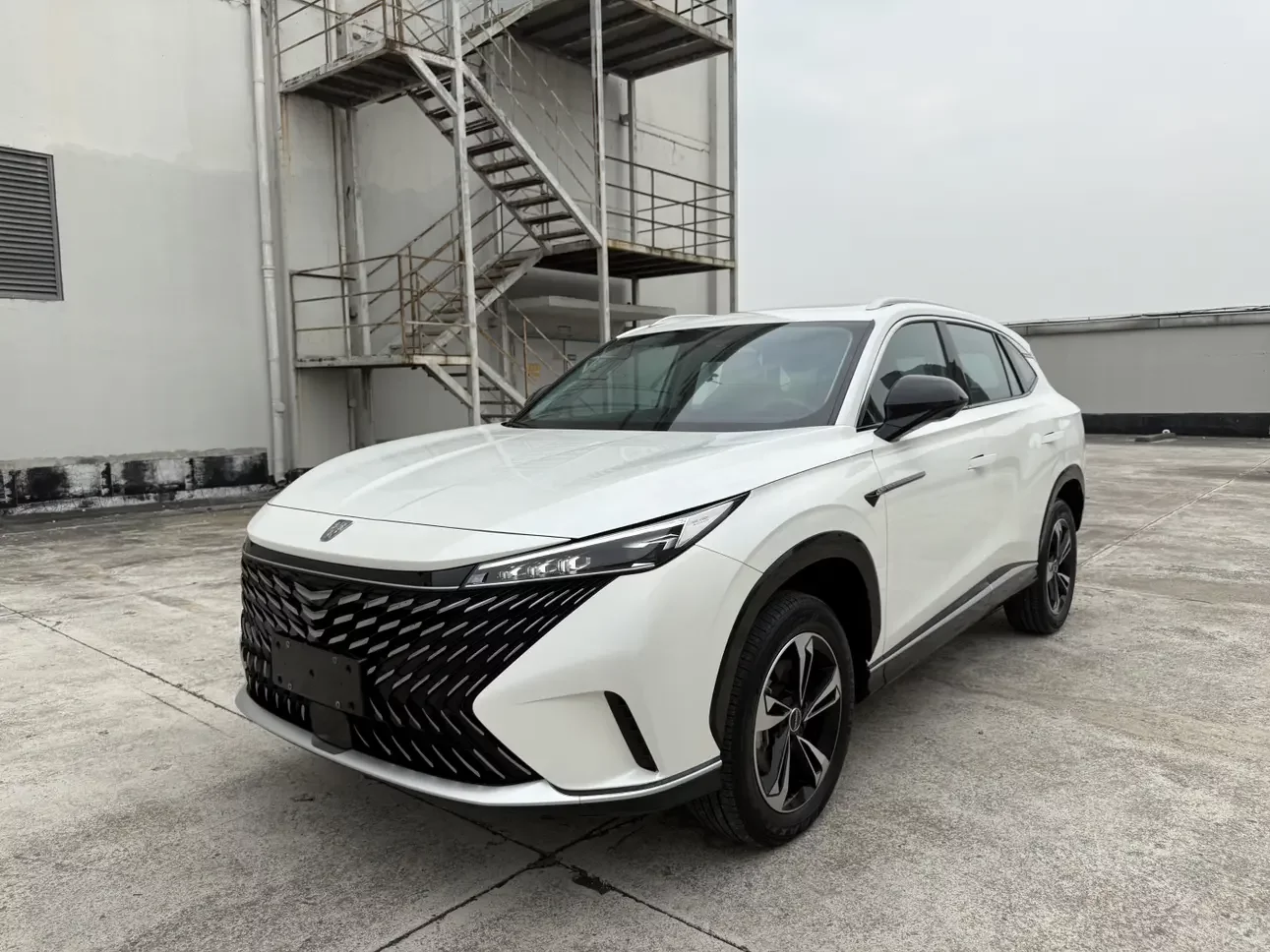 Roewe RX5