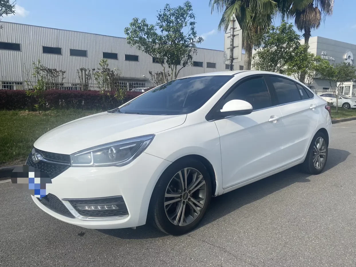 Chery Arrizo 5