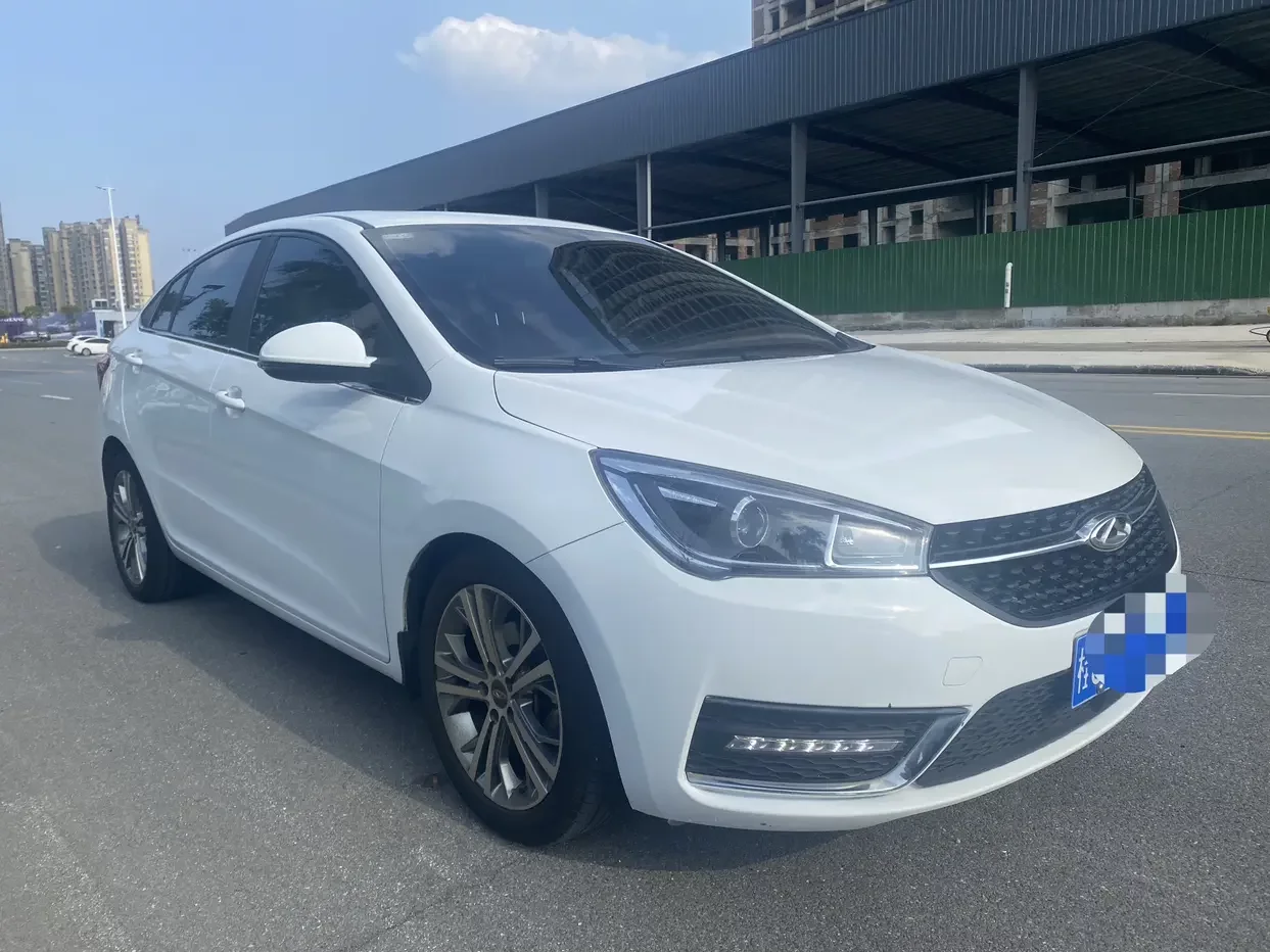 Chery Arrizo 5
