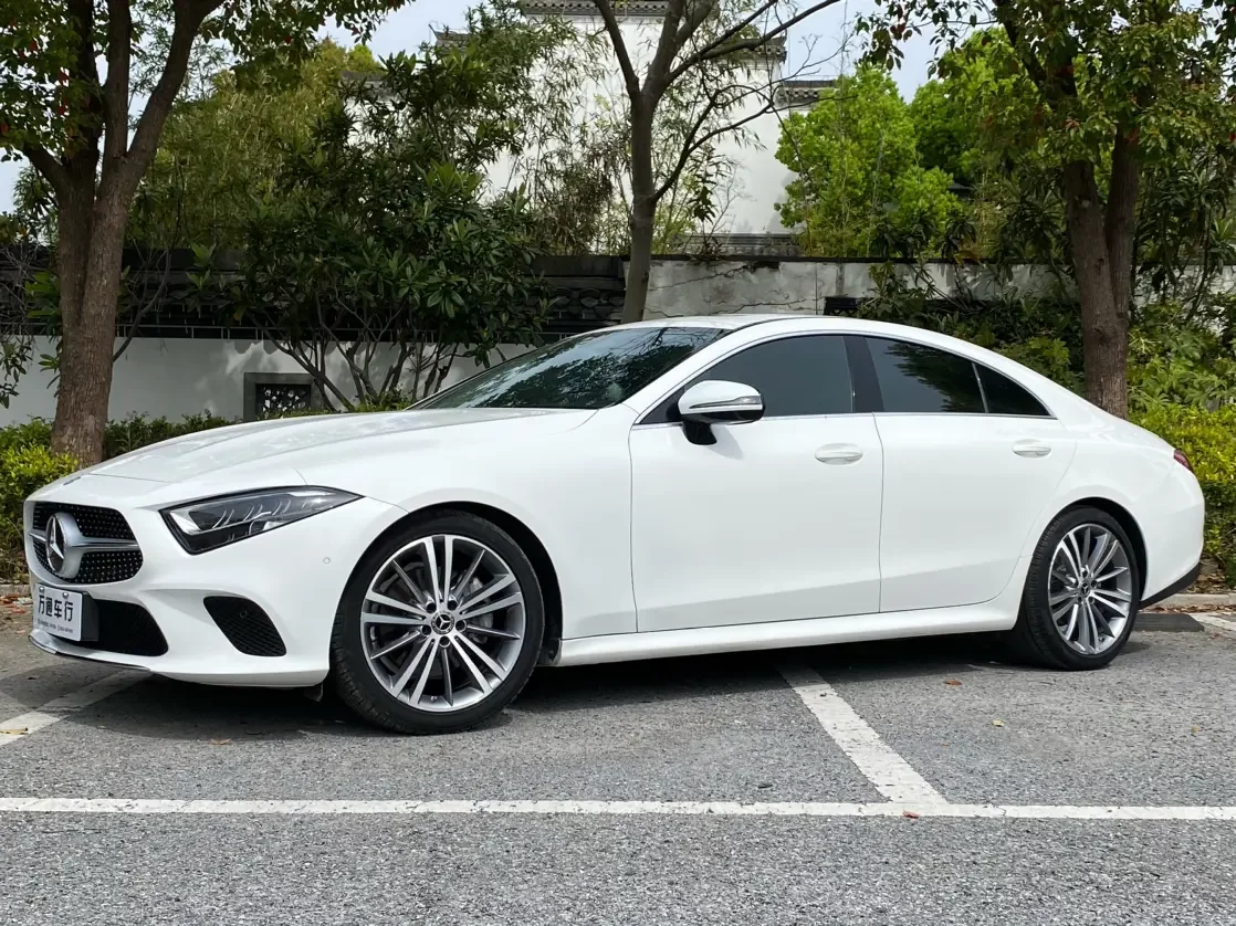 Mercedes-Benz CLS