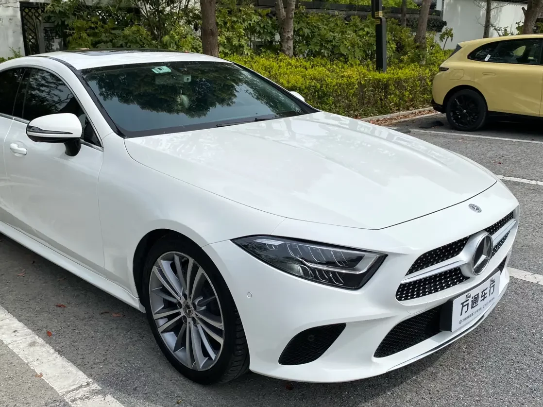 Mercedes-Benz CLS