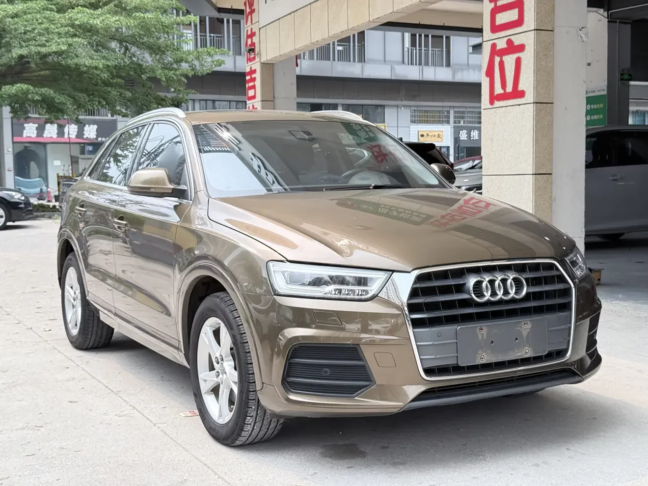 Audi Q3