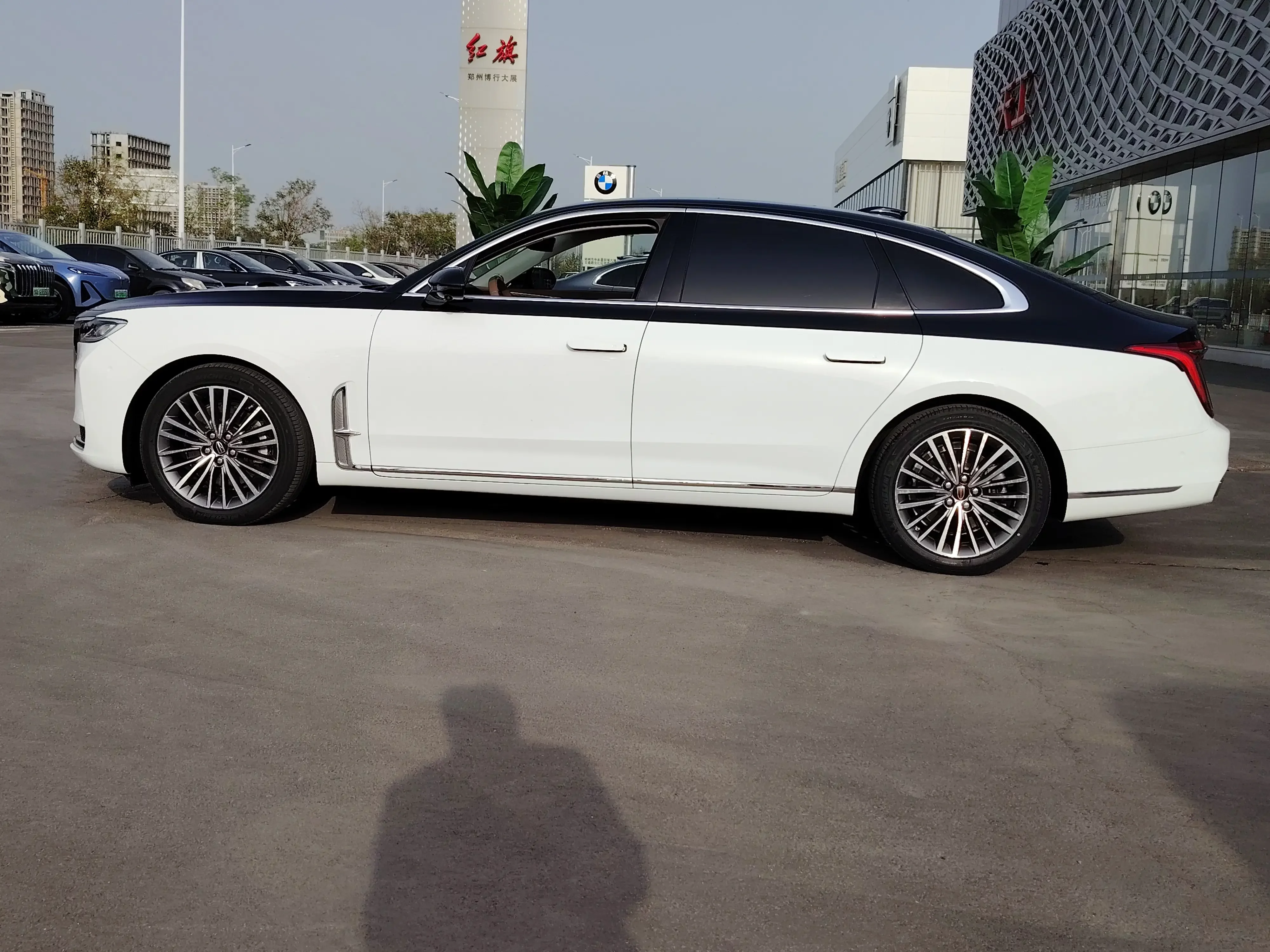 Hongqi H9