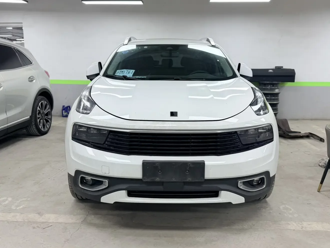 Lynk & Co 01