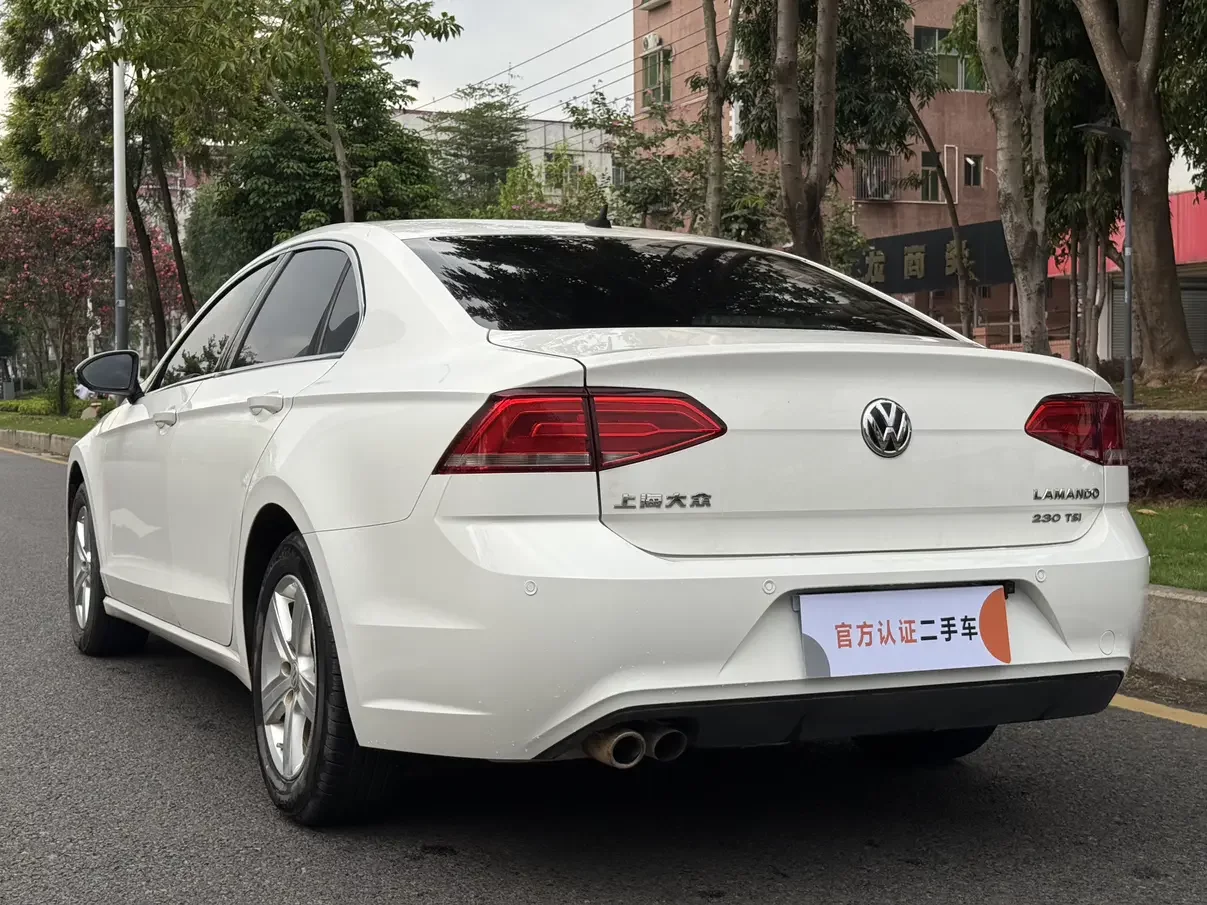 Volkswagen Lamando