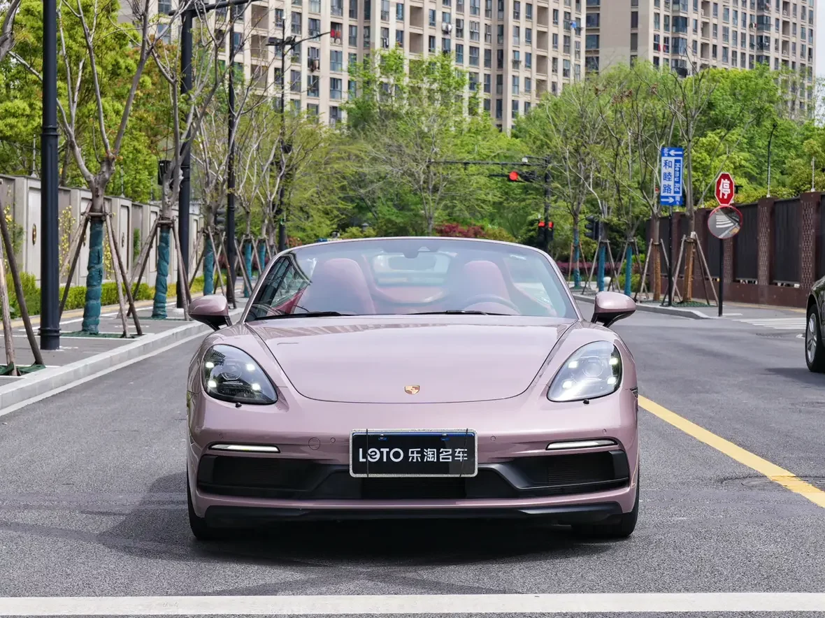Porsche 718