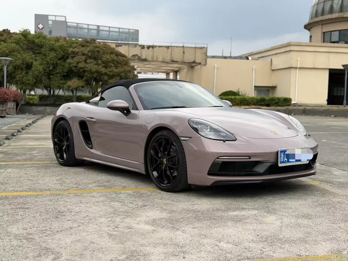Porsche 718