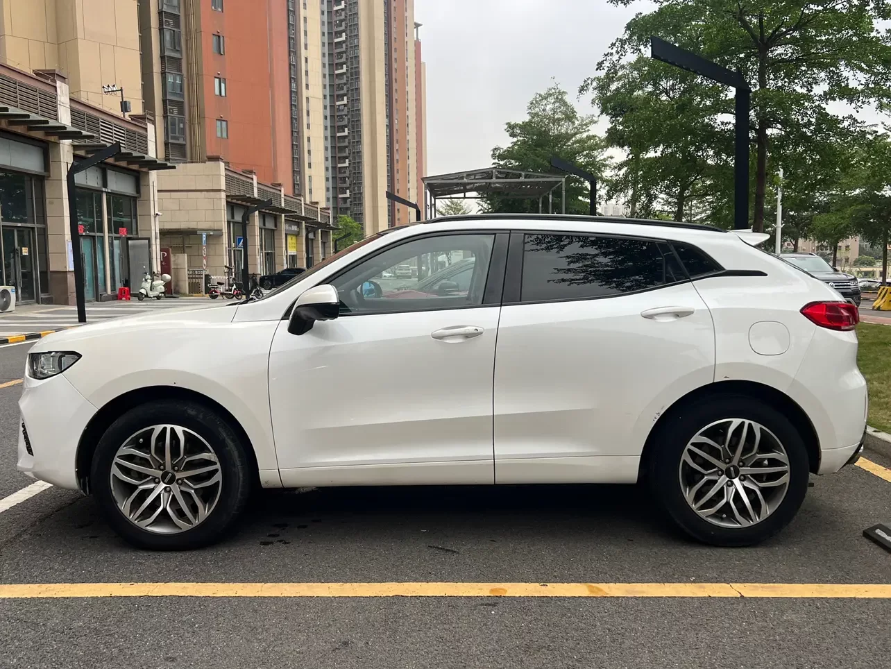 Wey Wei brand VV5