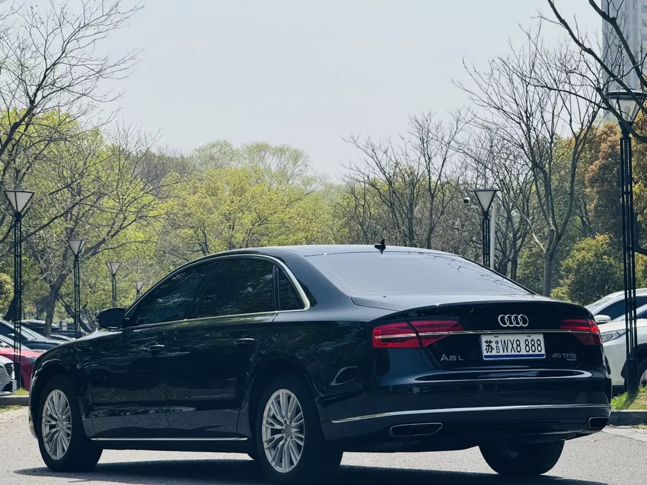 Audi A8