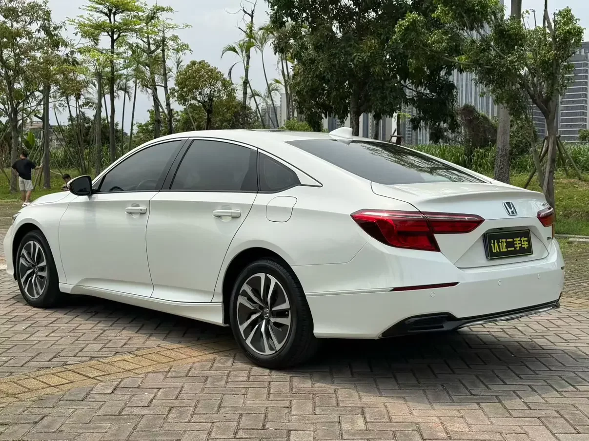 Honda Inspire