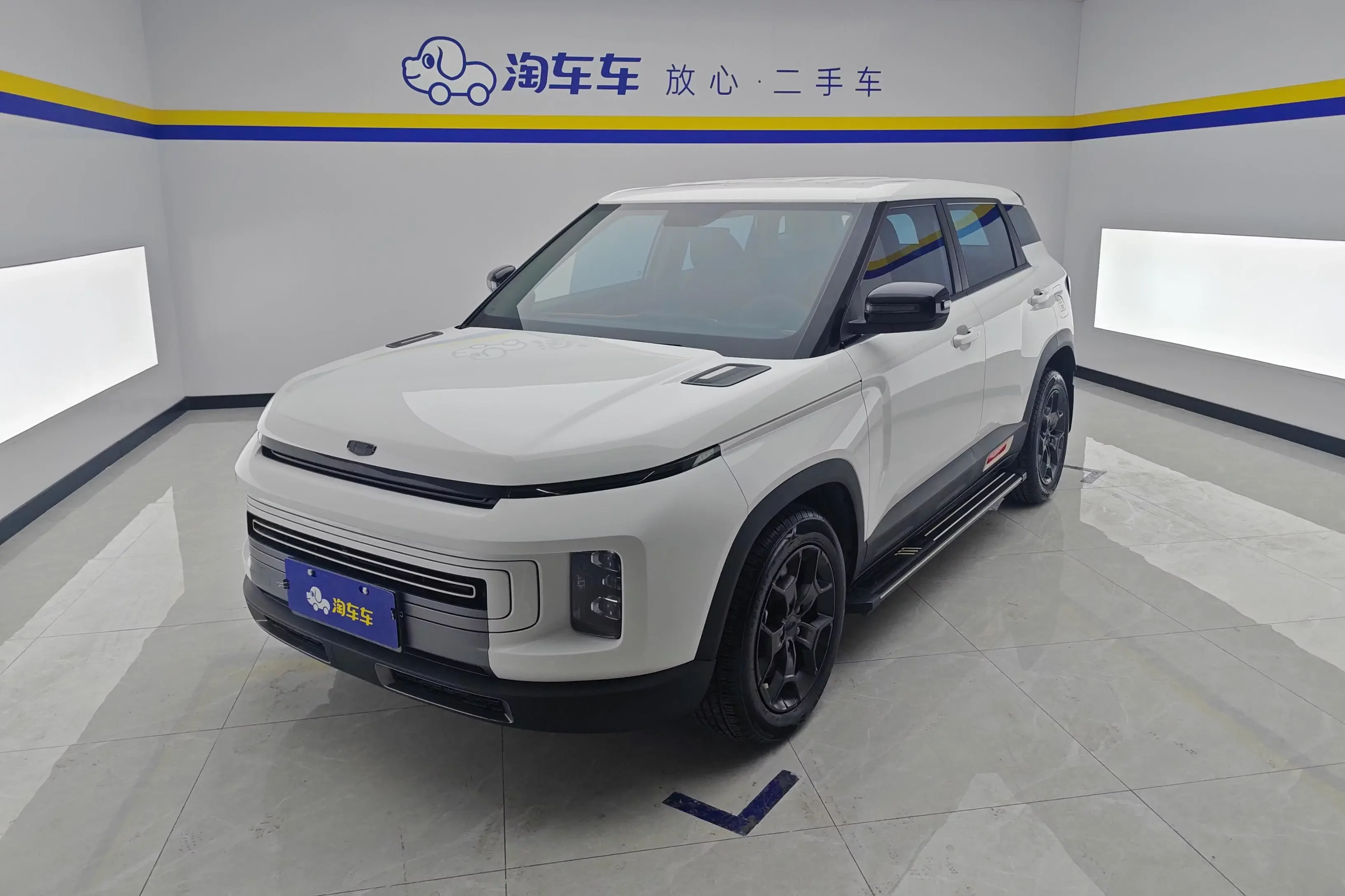 Geely ICON