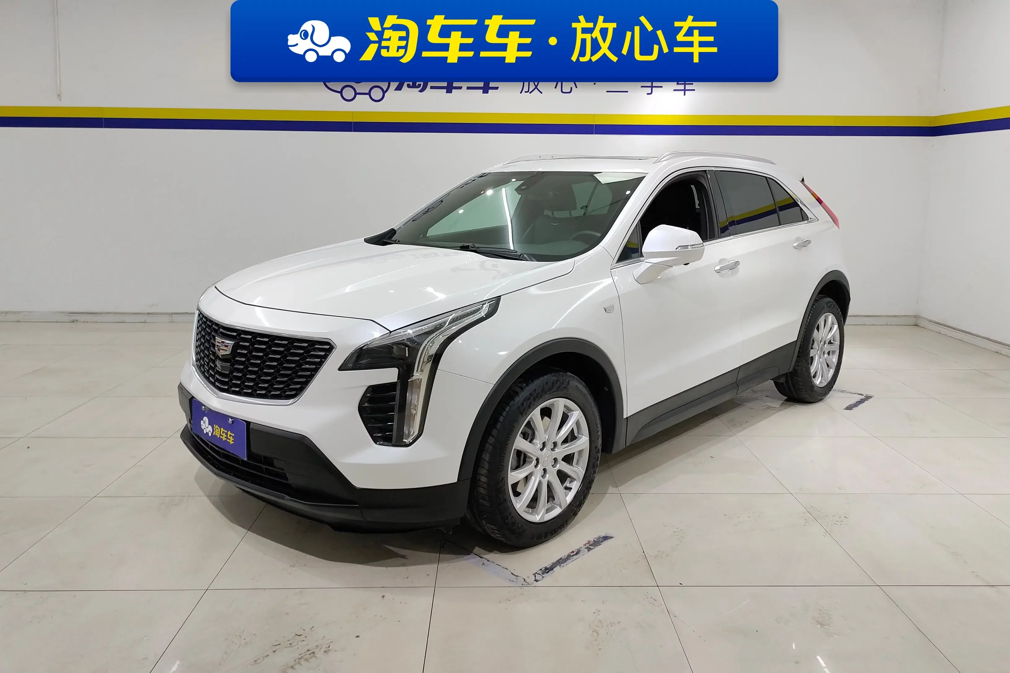 Cadillac XT4