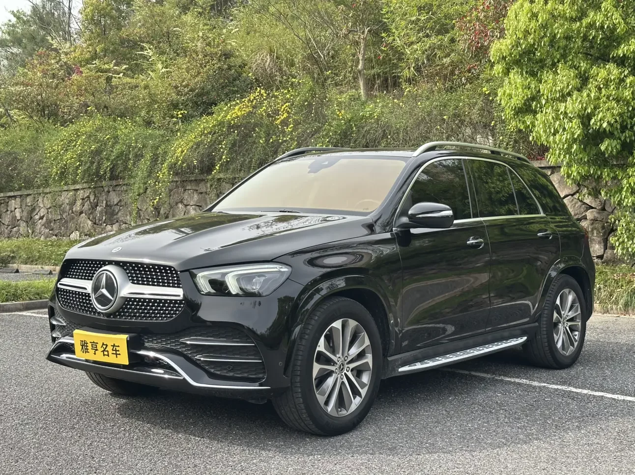 Mercedes-Benz GLE (Imported)