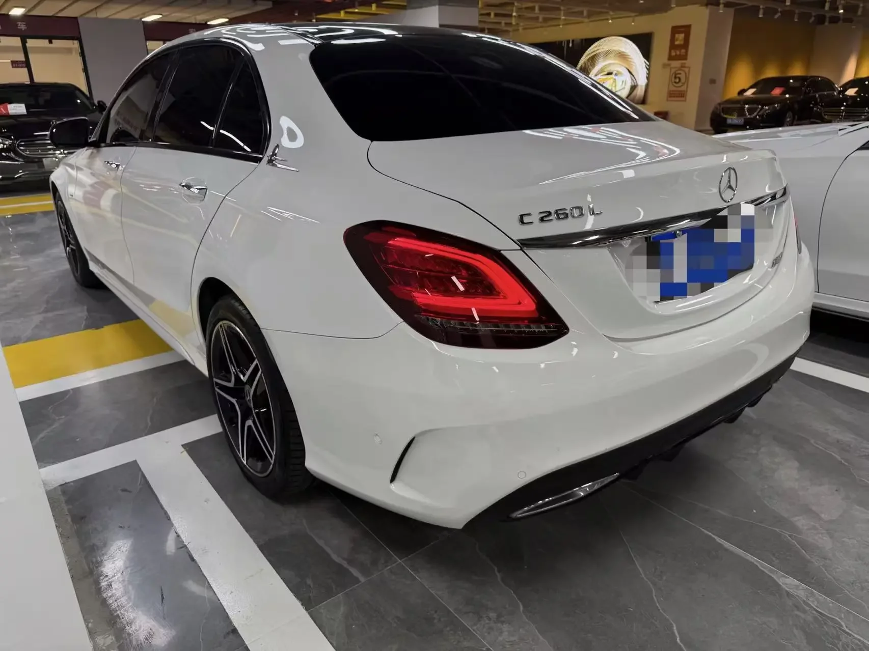 Mercedes-Benz C Class