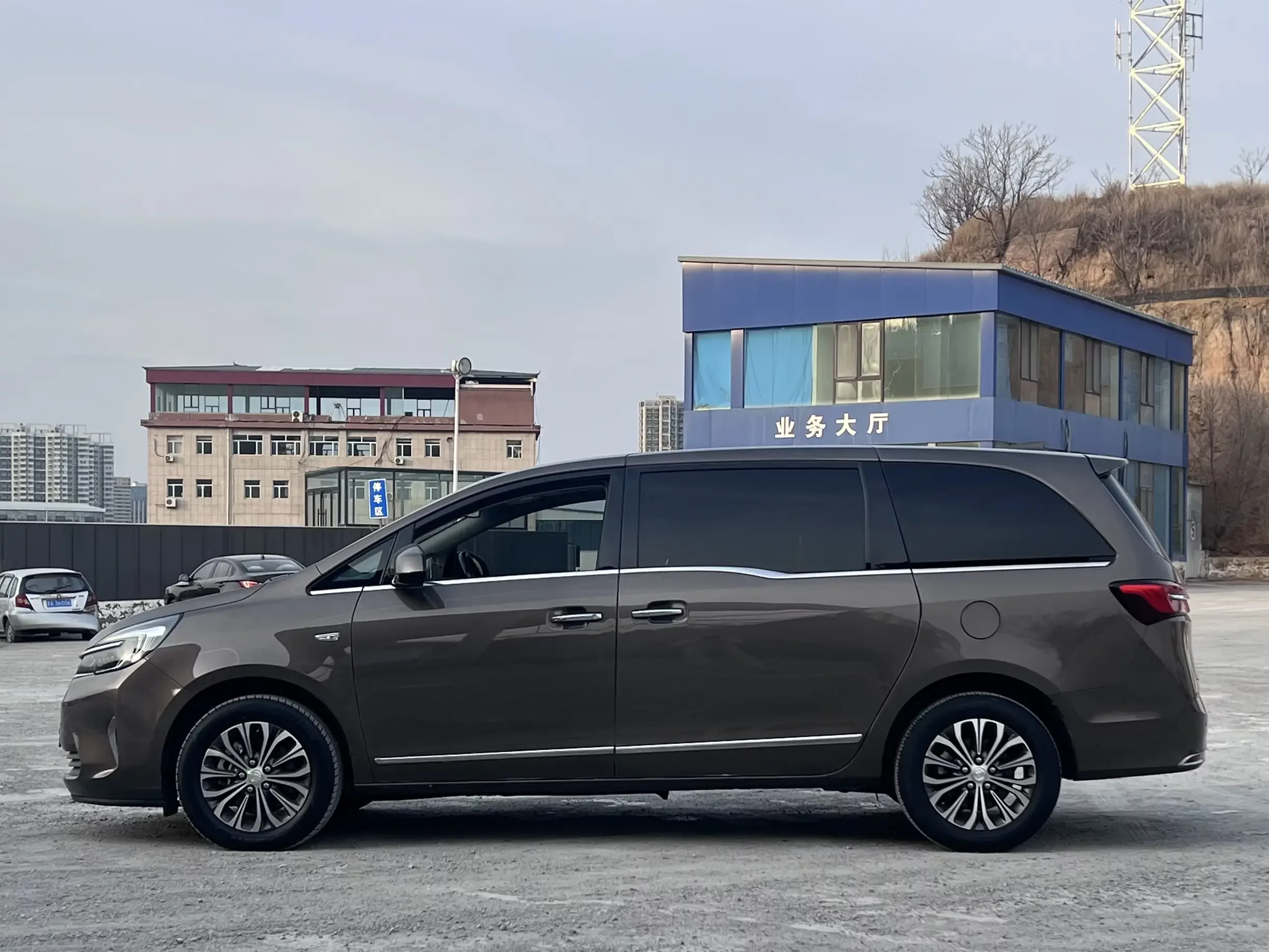 Buick GL8