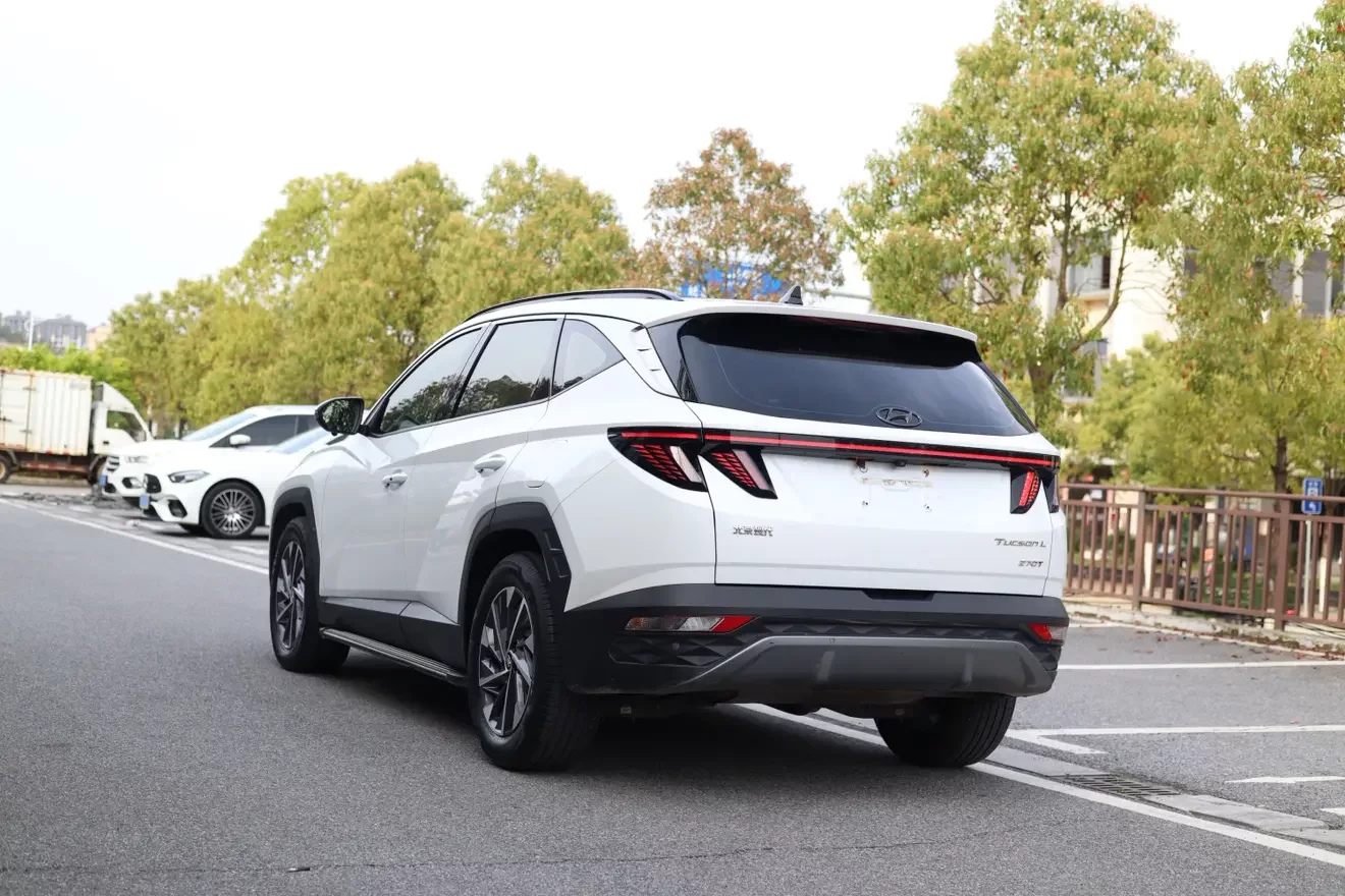Hyundai Tucson L