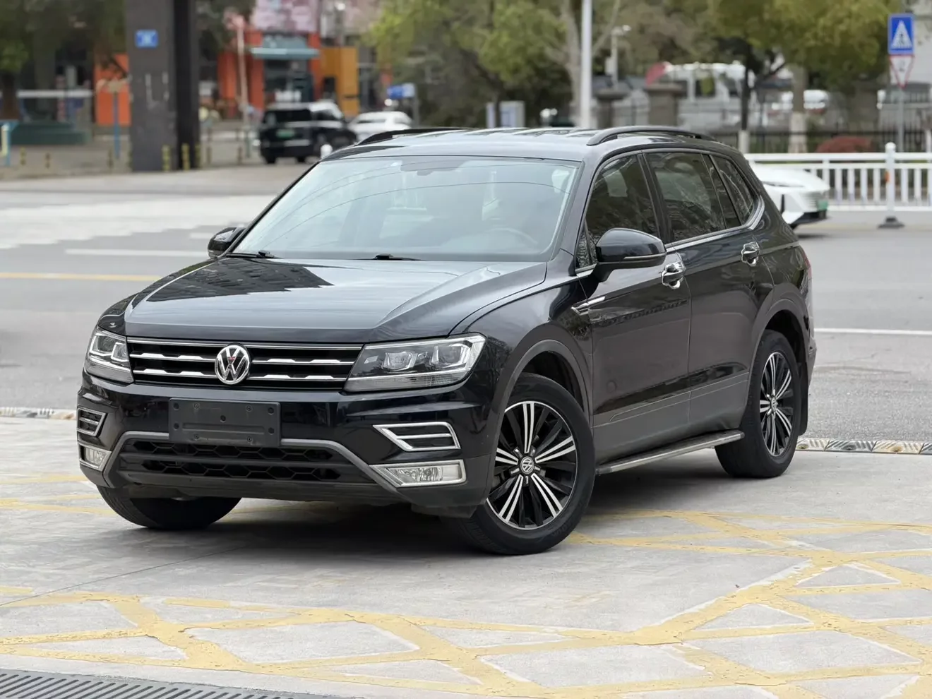 Volkswagen Tiguan L