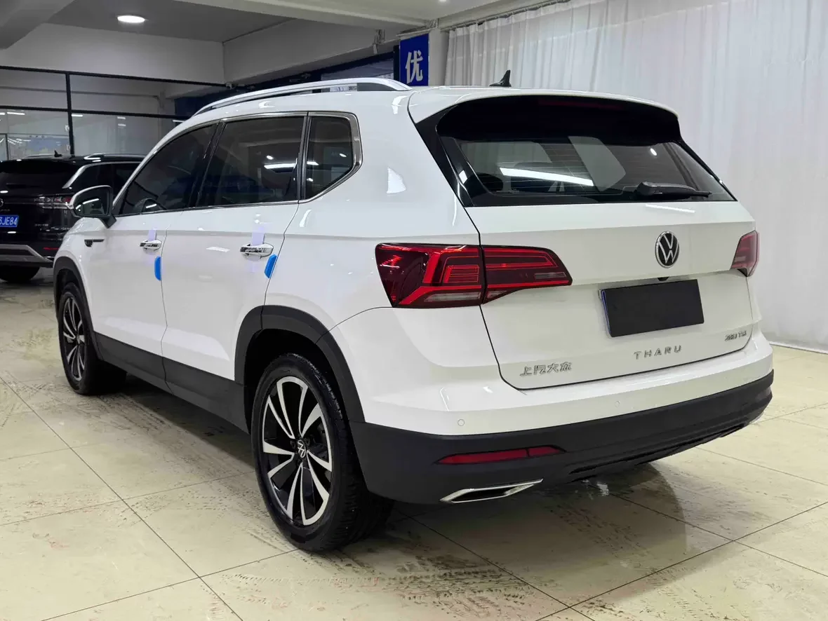 Volkswagen Tharu