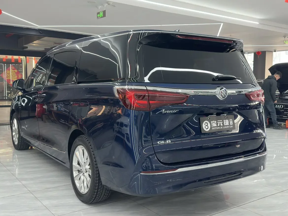Buick GL8