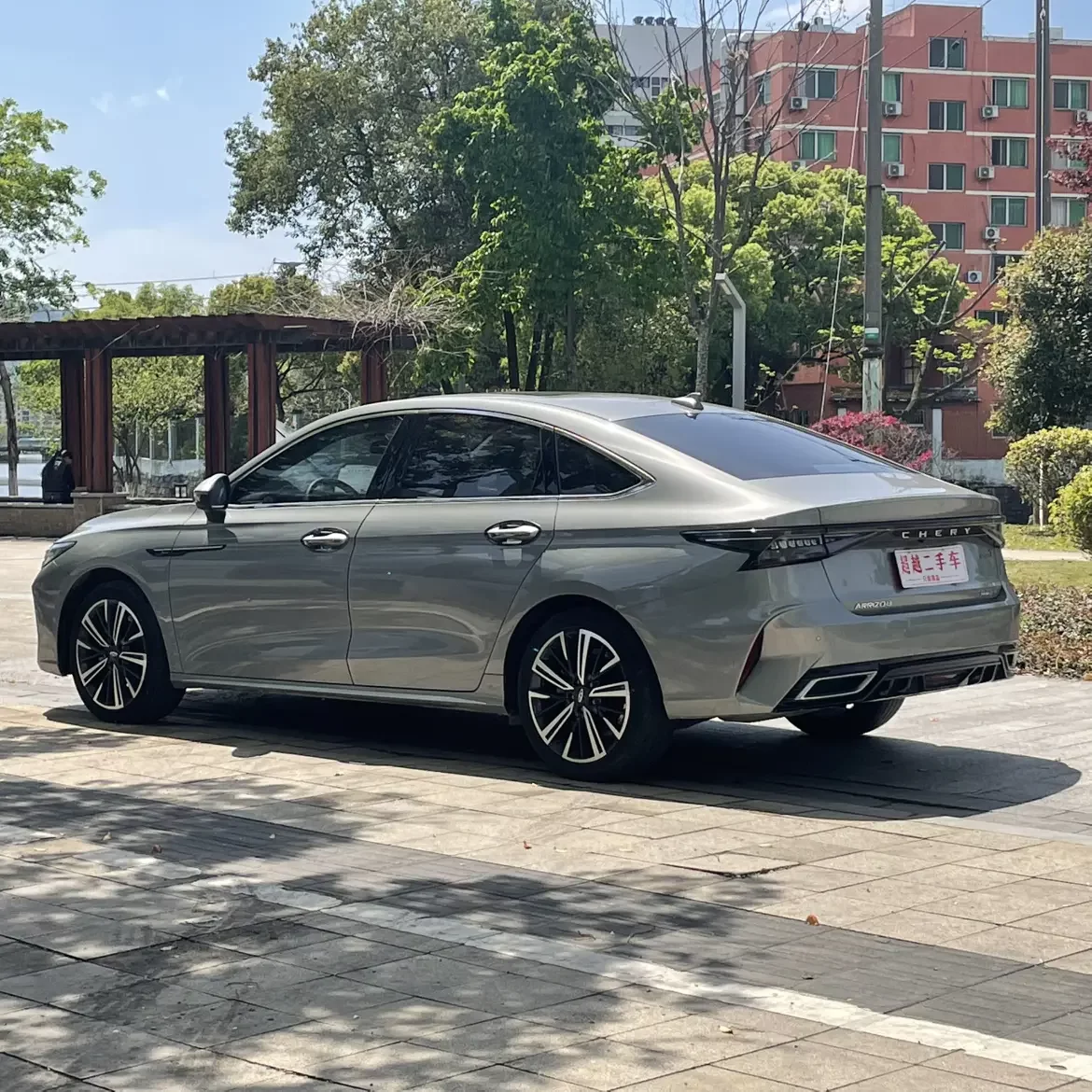Chery Arrizo 8