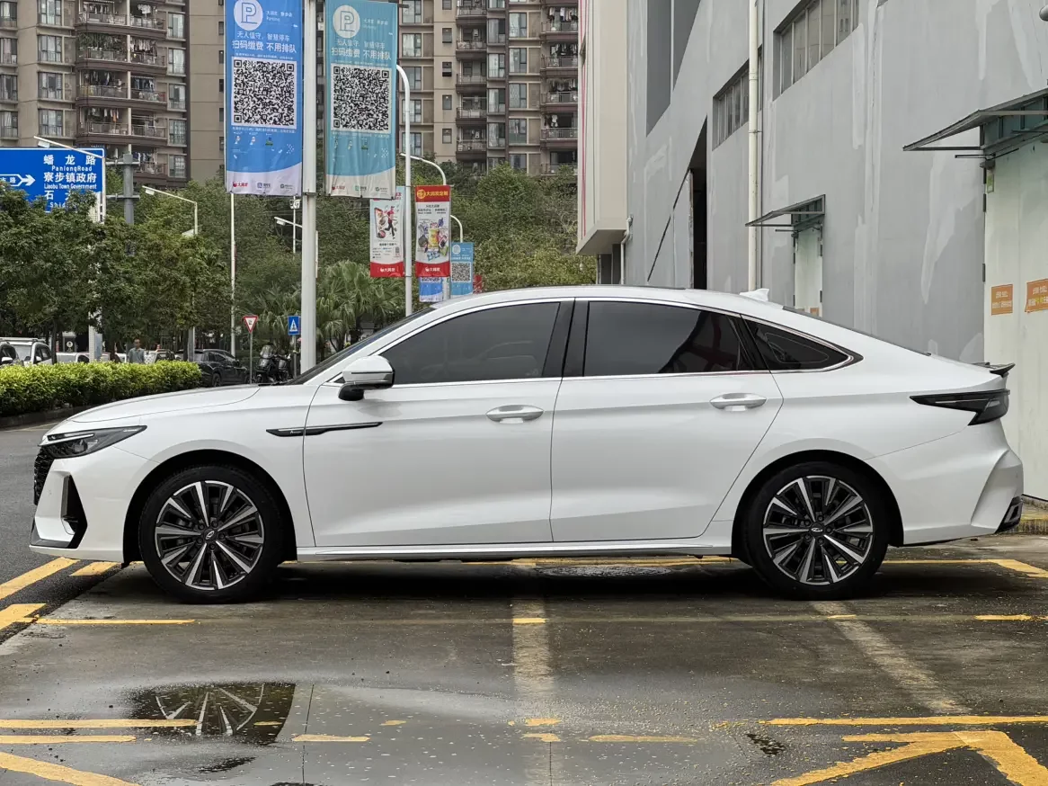 Chery Arrizo 8