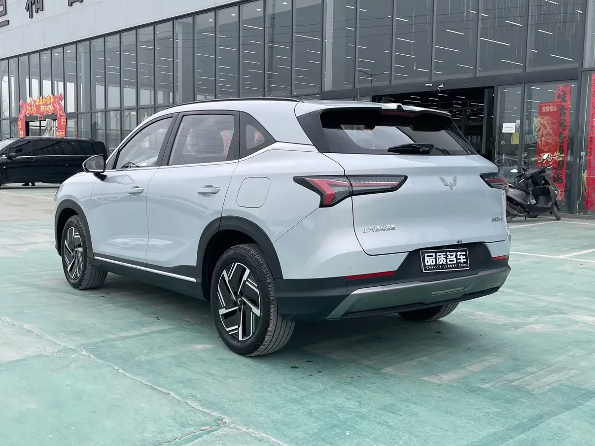 Wuling Starlight S PHEV