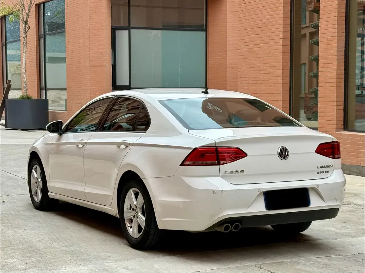 Volkswagen Lamando