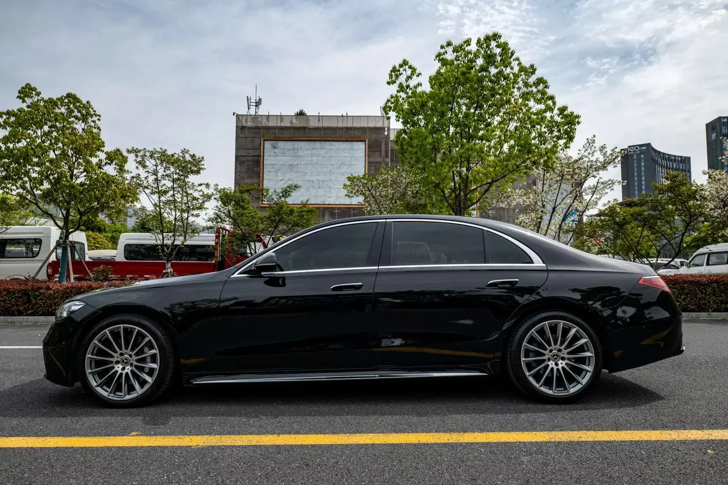 Mercedes-Benz S Class