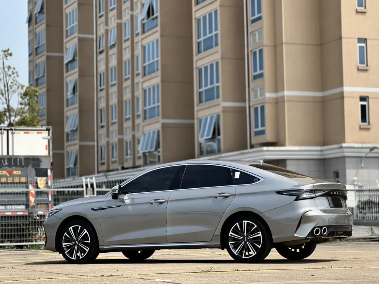 Chery Arrizo 8