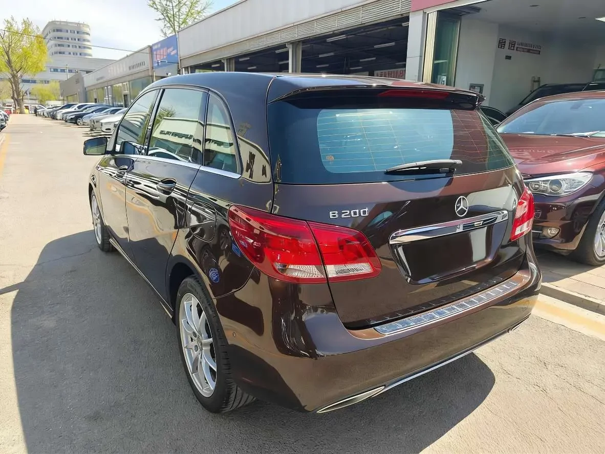 Mercedes-Benz B Class