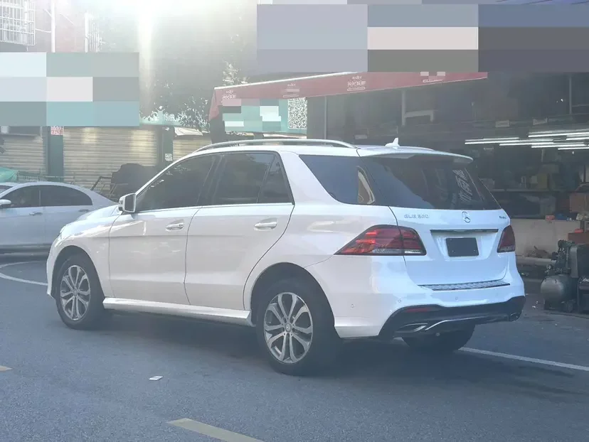 Mercedes-Benz GLE (Imported)