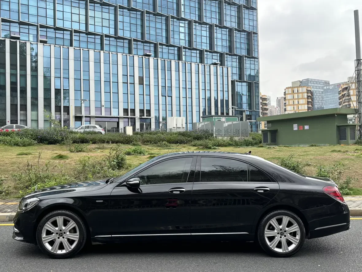 Mercedes-Benz S Class