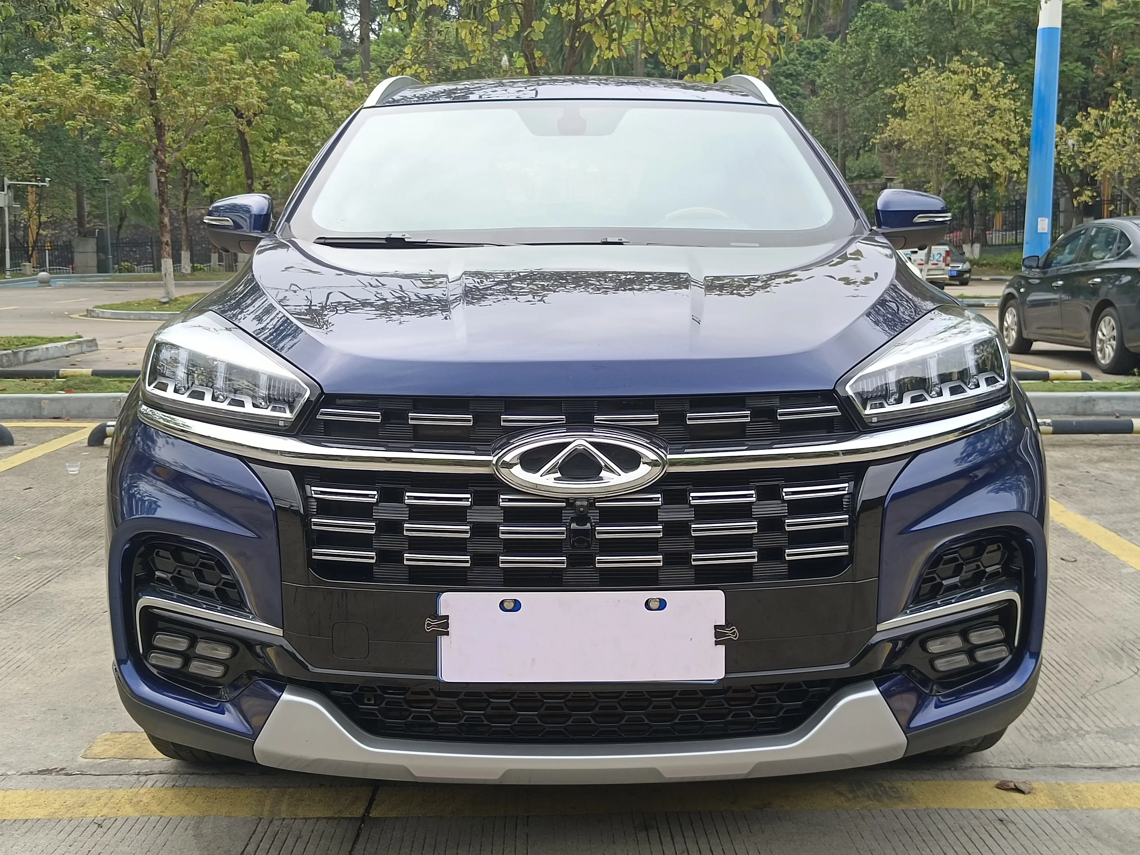 Chery Tiggo 8