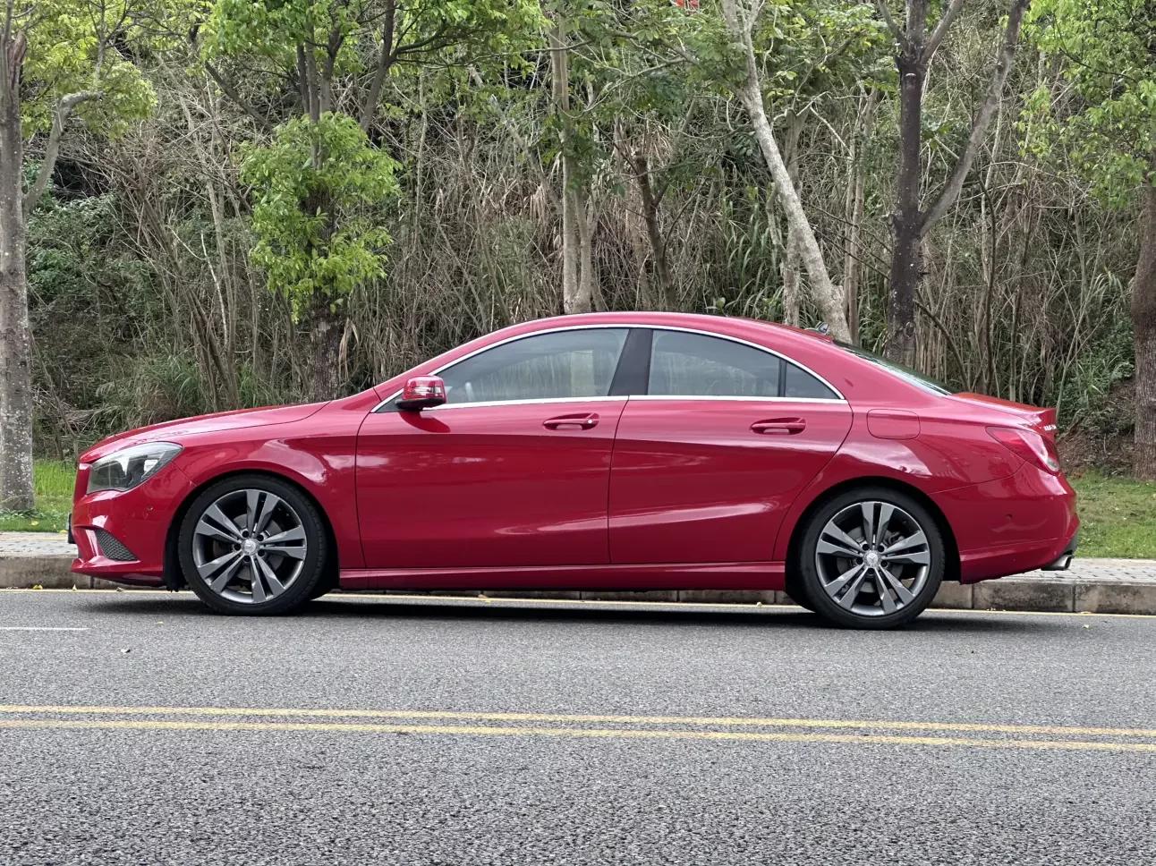 Mercedes-Benz CLA (Imported)