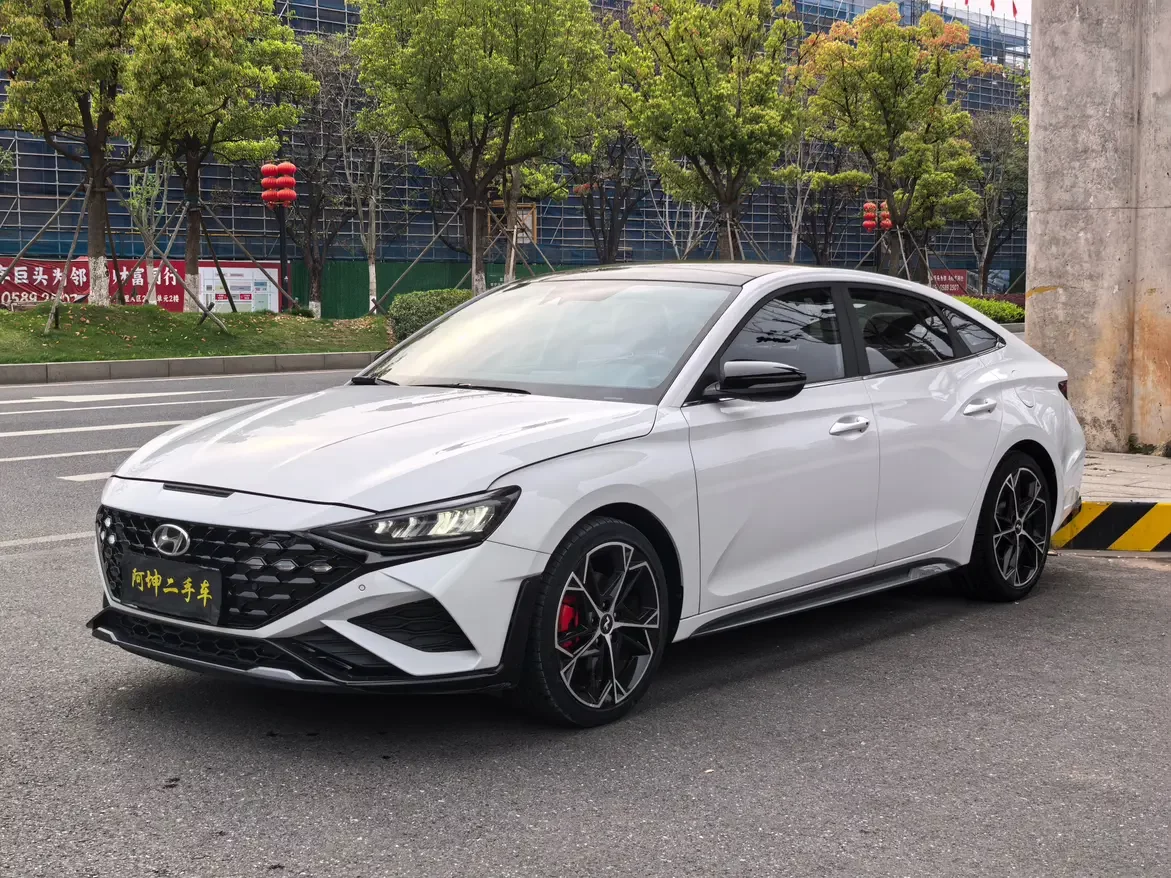 Hyundai Lafesta
