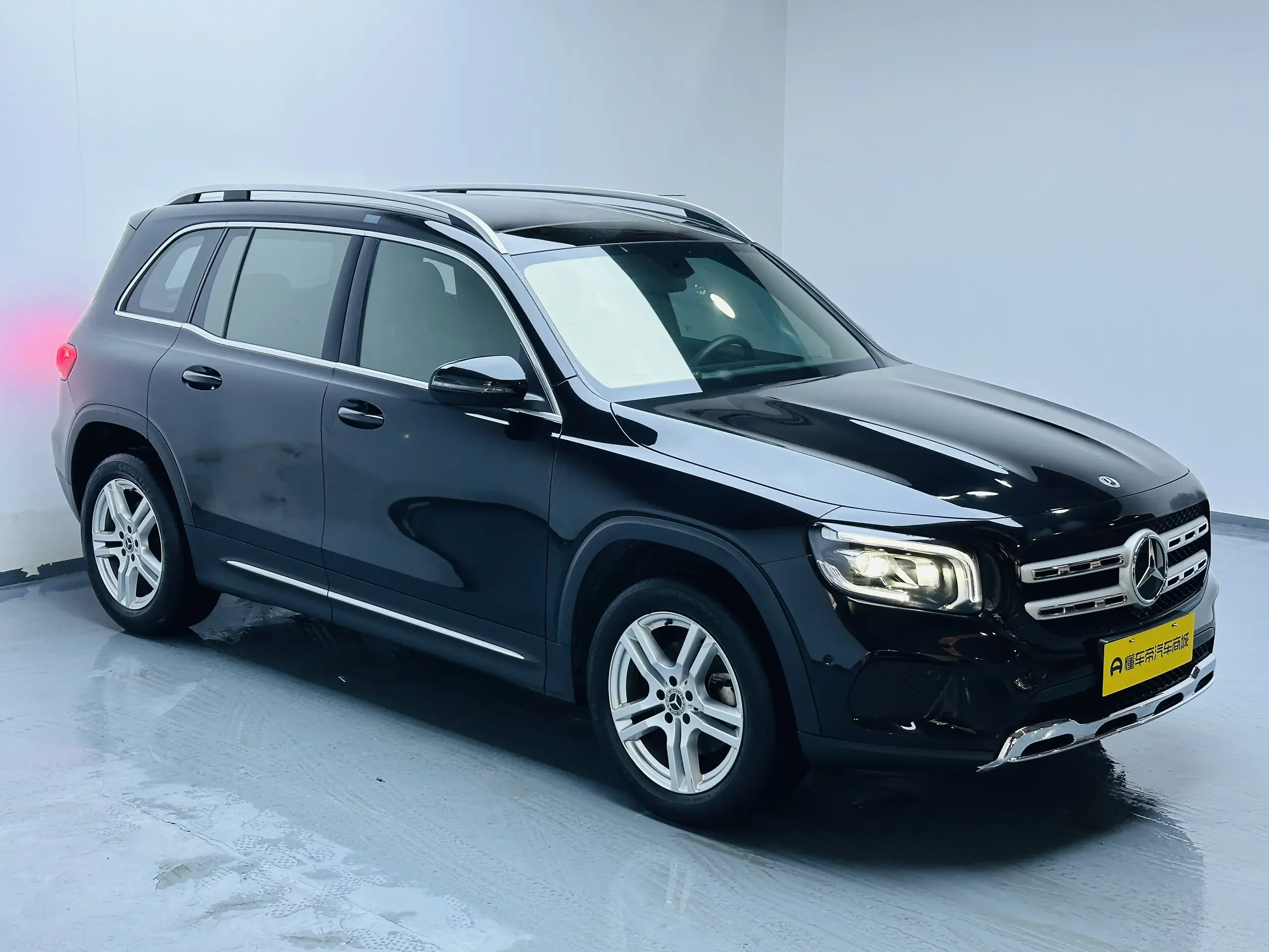 Mercedes-Benz GLB