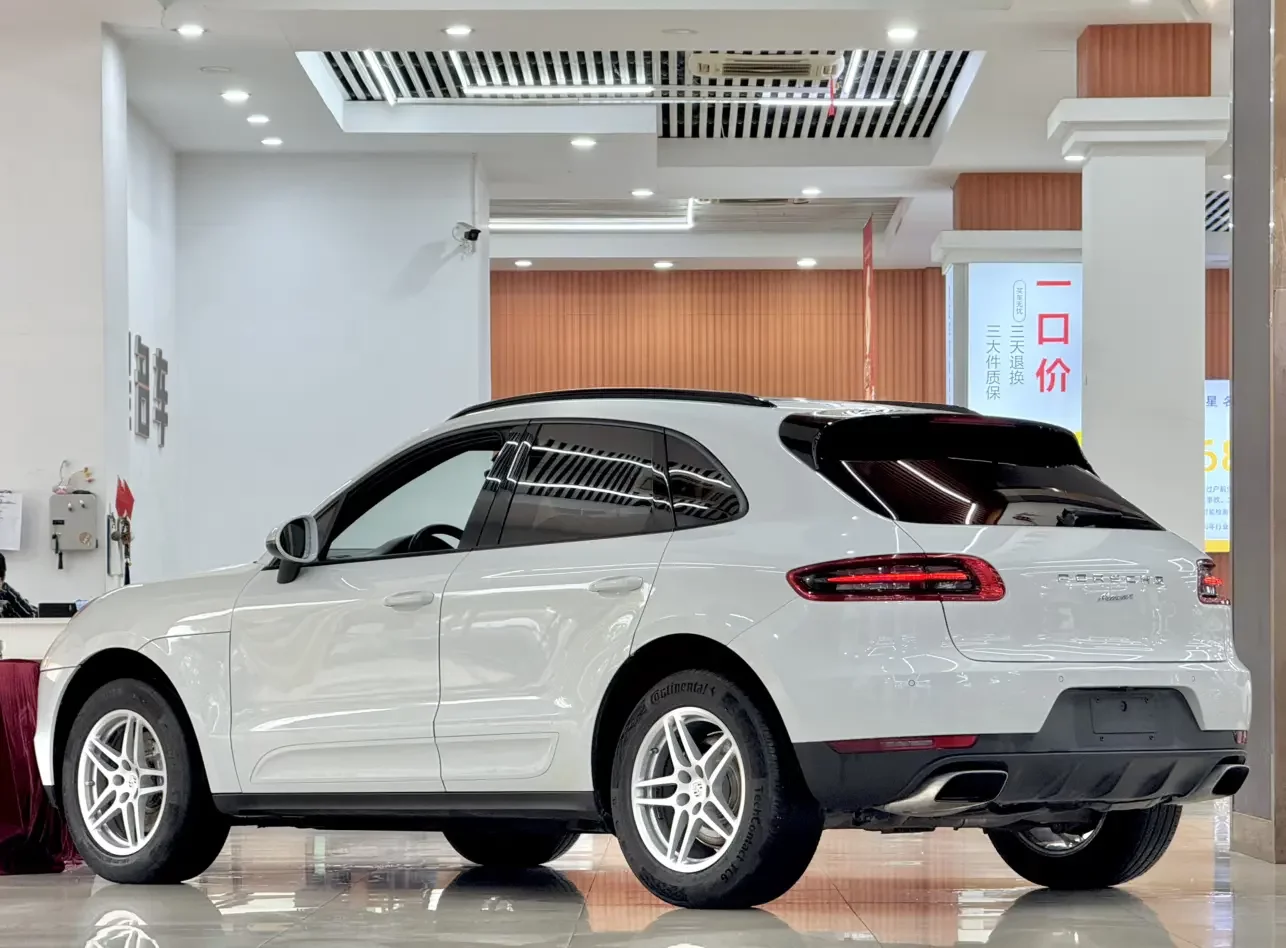 Porsche Macan