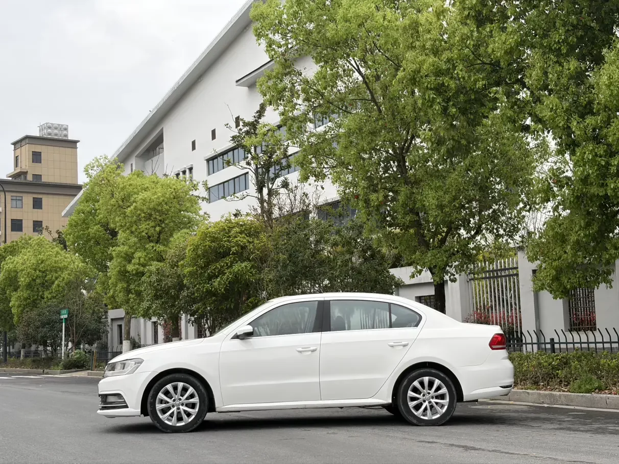 Volkswagen Lavida