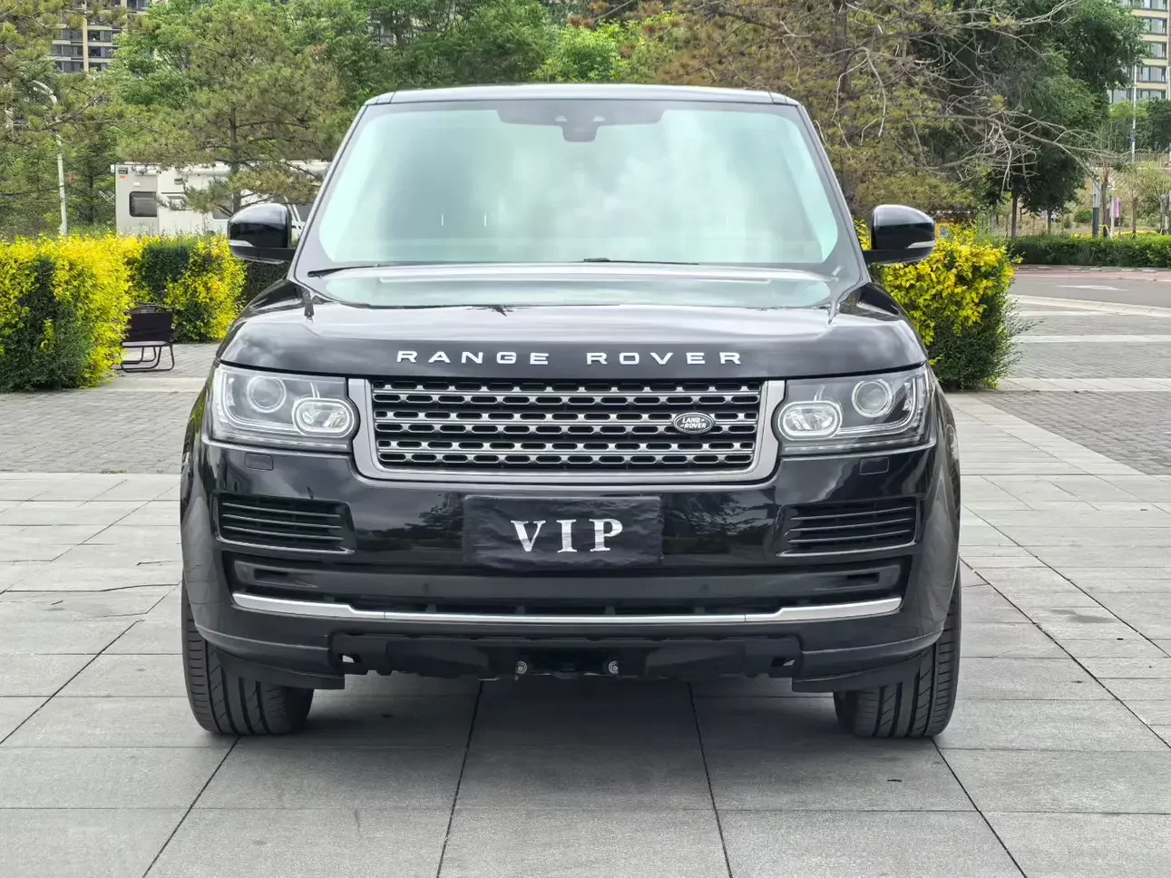 Land Rover range rover