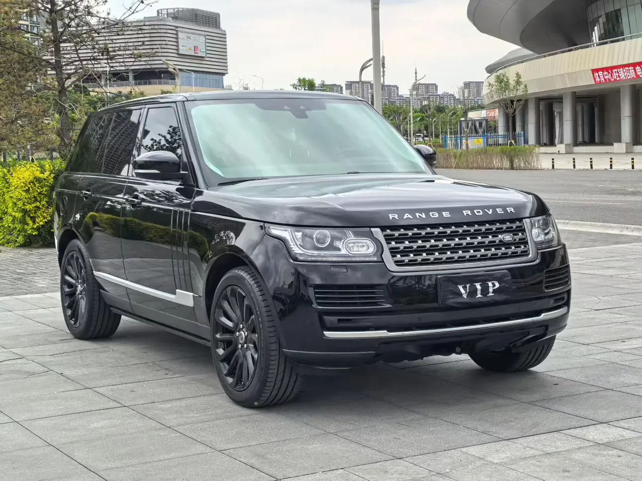 Land Rover range rover
