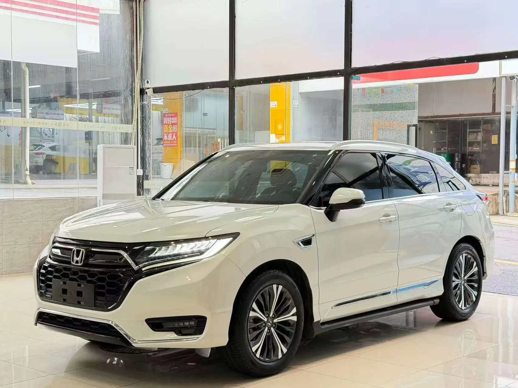 Honda UR-V