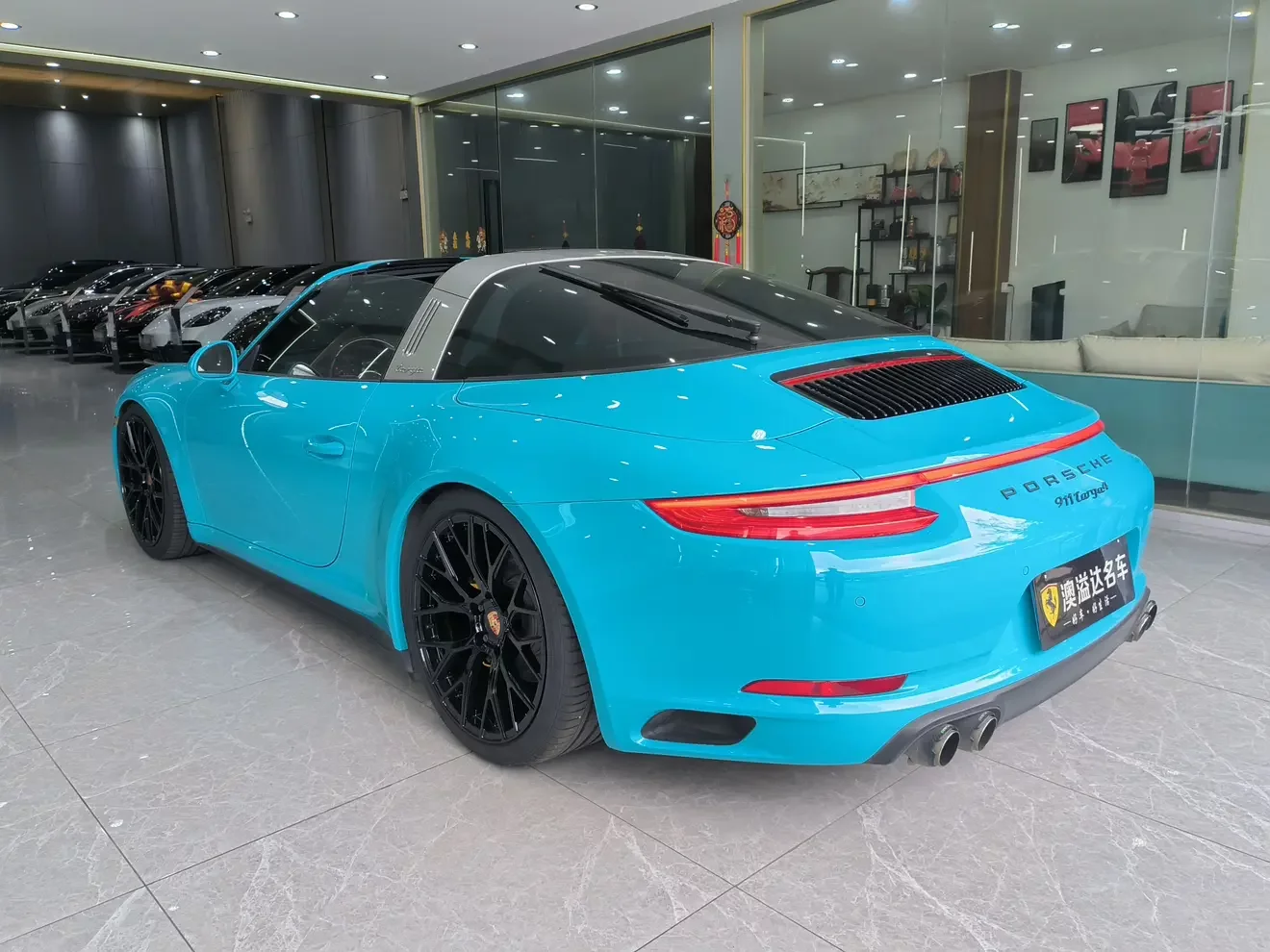 Porsche 911