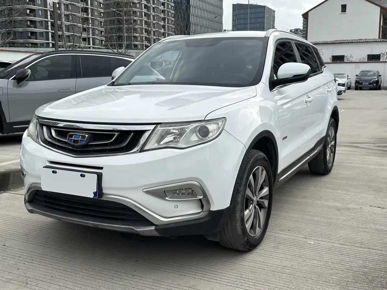 Geely Atlas