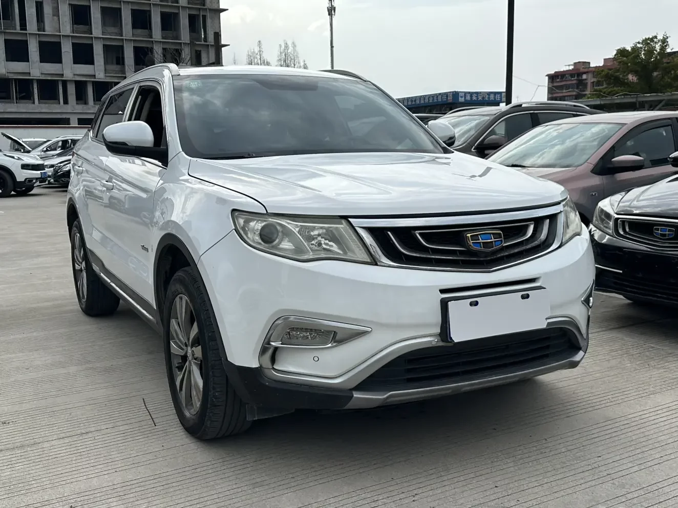 Geely Atlas