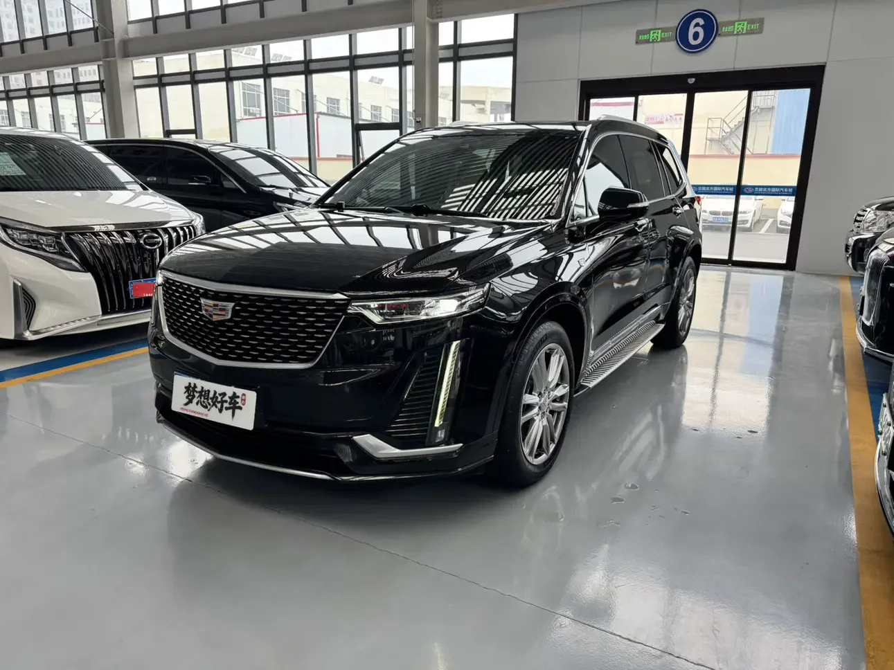 Cadillac XT6