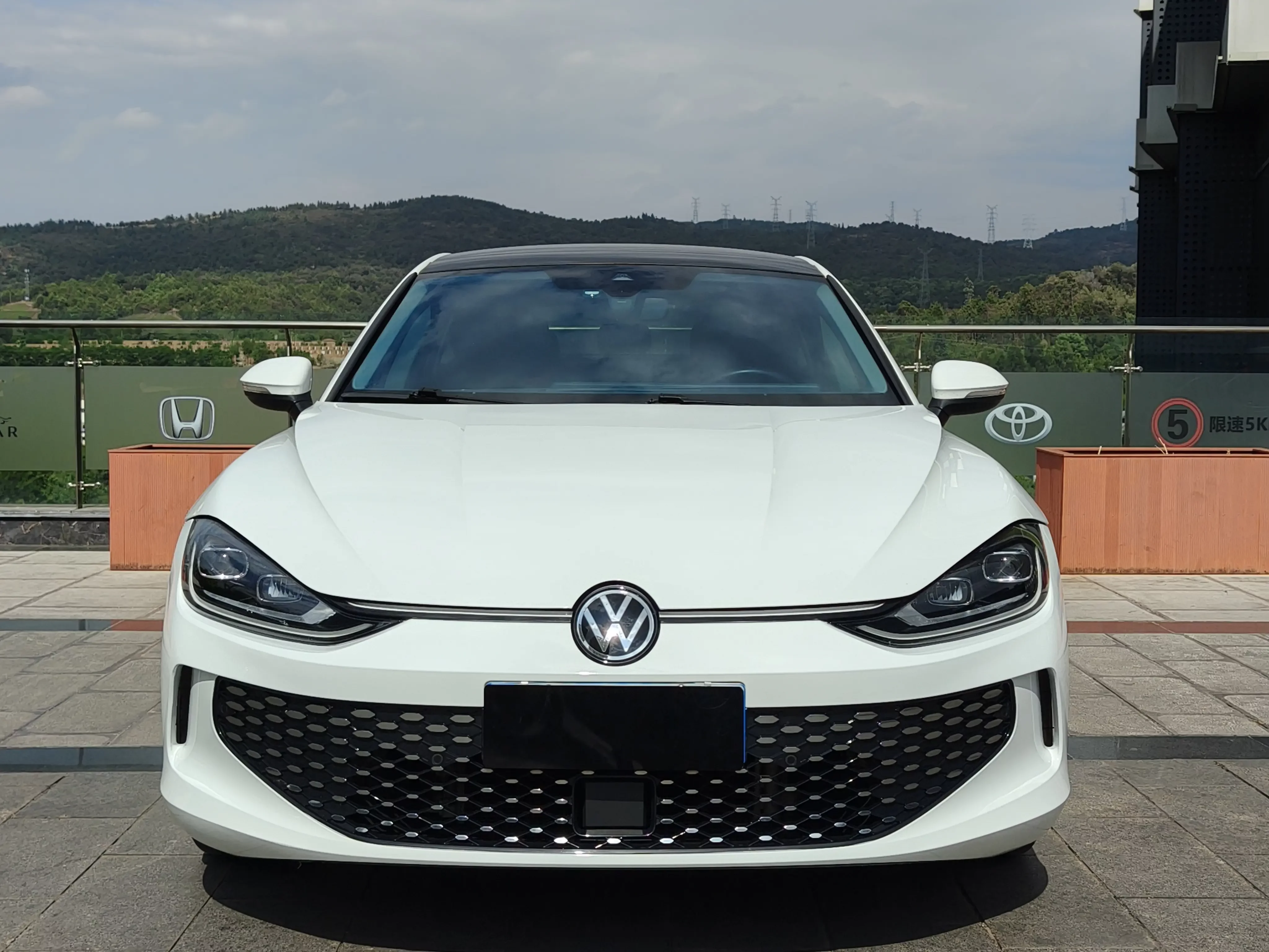 Volkswagen Lamando
