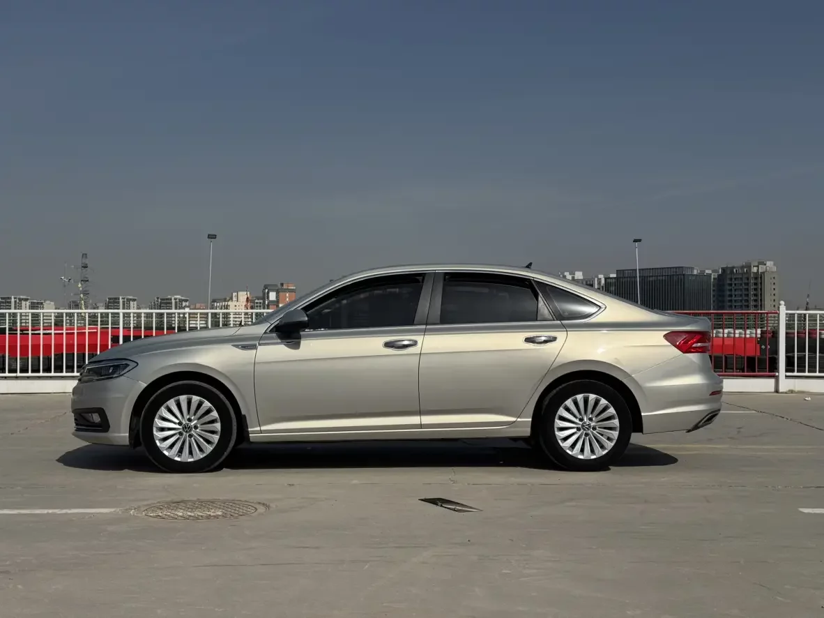 Volkswagen Lavida