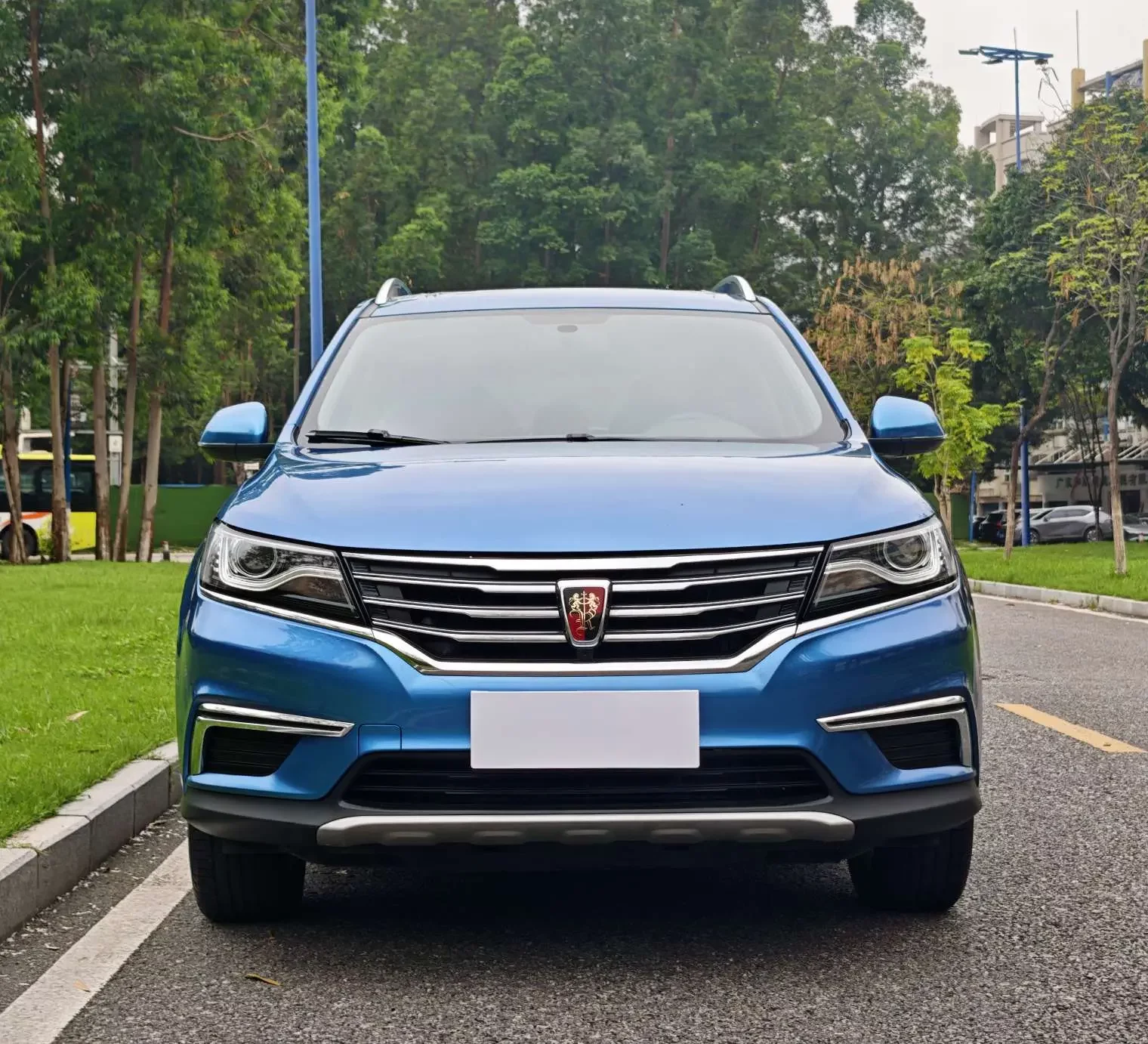 Roewe RX5